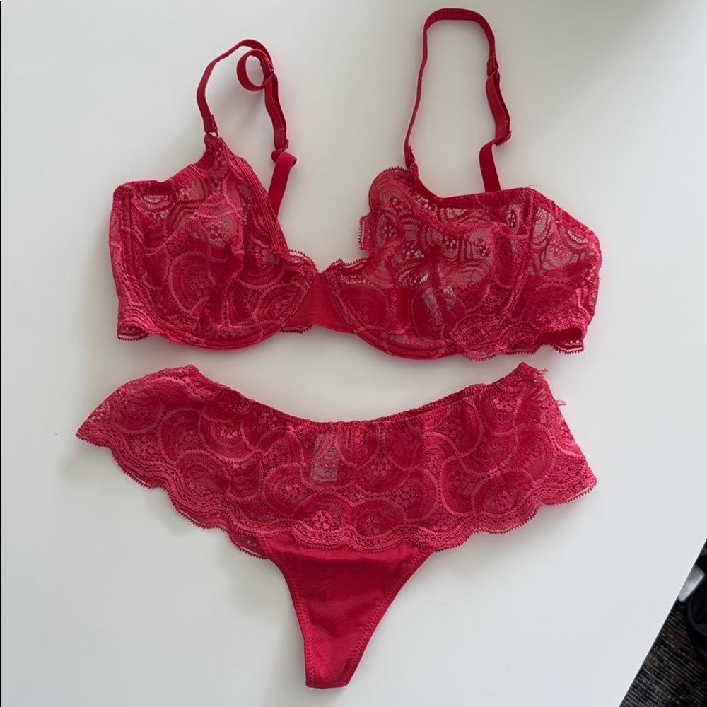 Studio La Perla Elegant Red Lace Lingerie Set